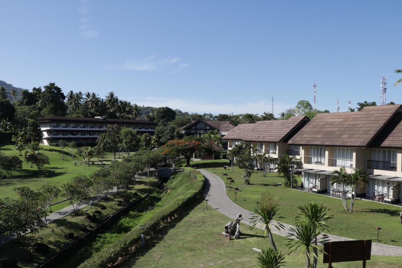 Hotel Grand Luley Manado Exterior foto