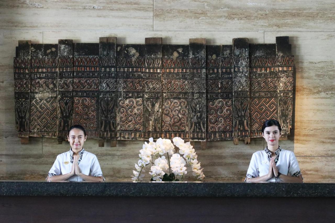 Hotel Grand Luley Manado Exterior foto