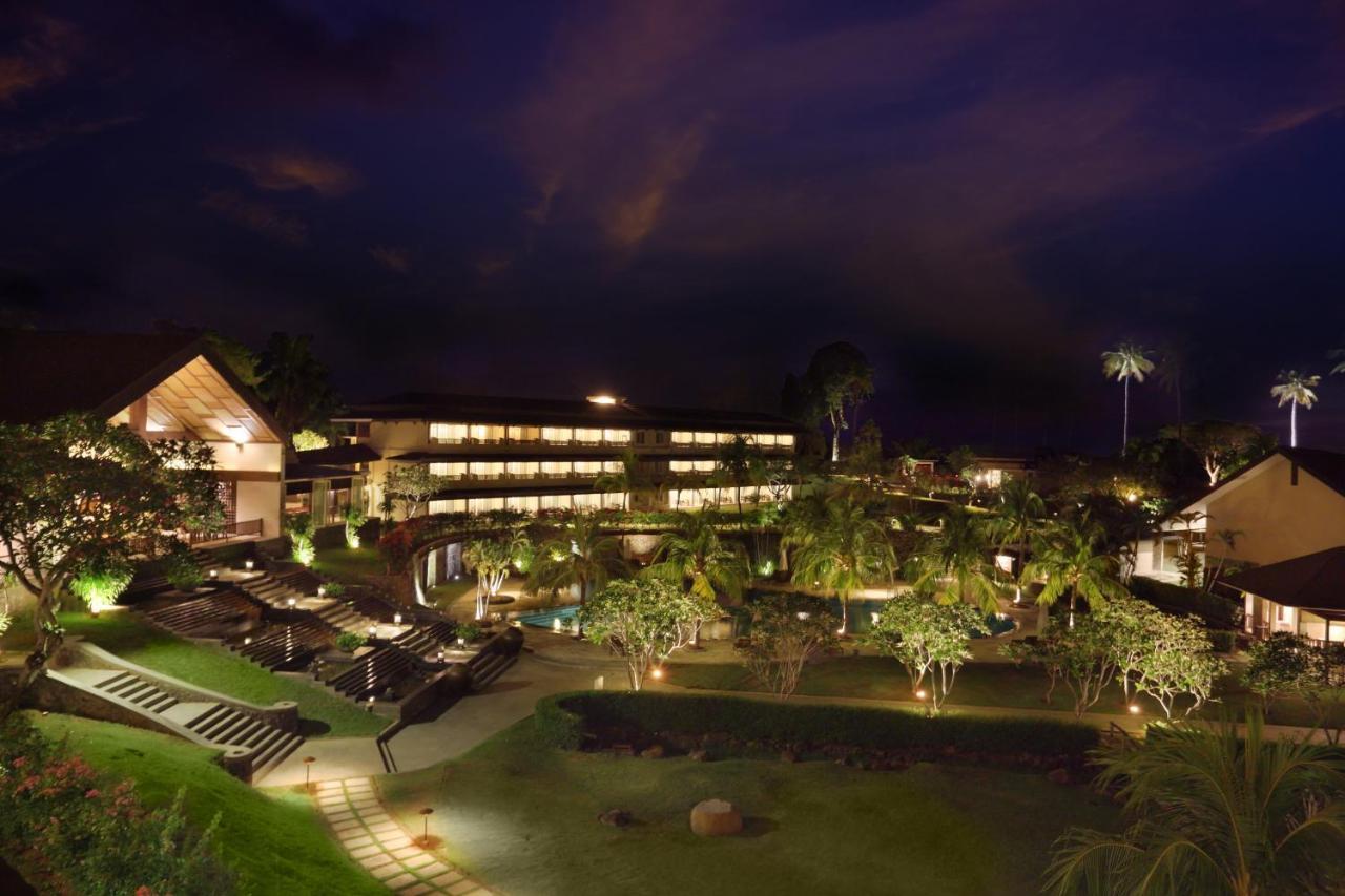 Hotel Grand Luley Manado Exterior foto