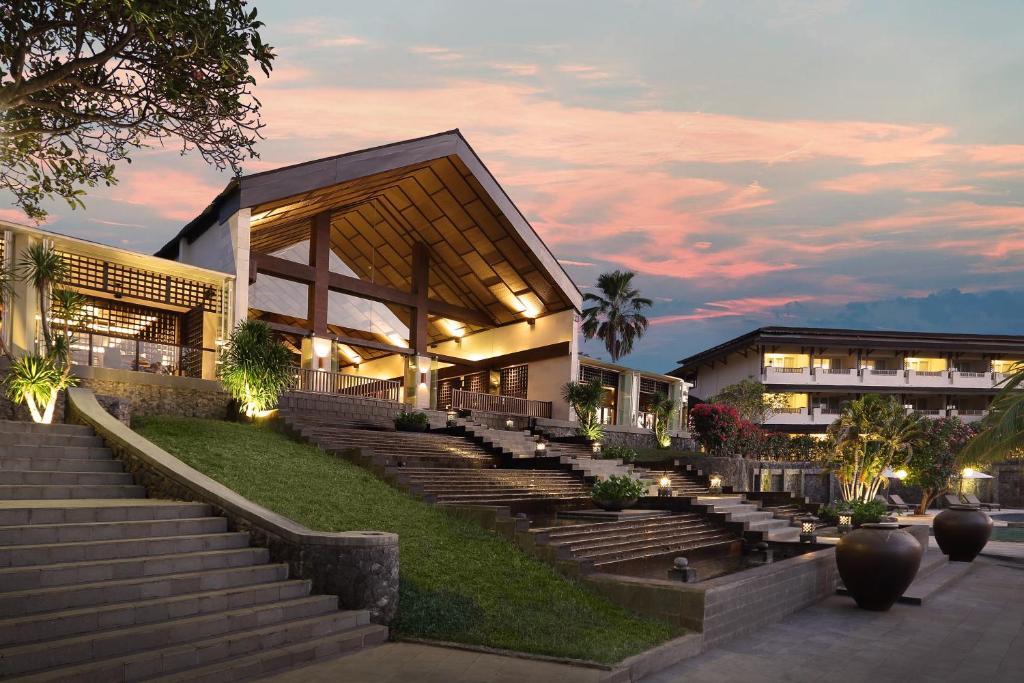 Hotel Grand Luley Manado Exterior foto