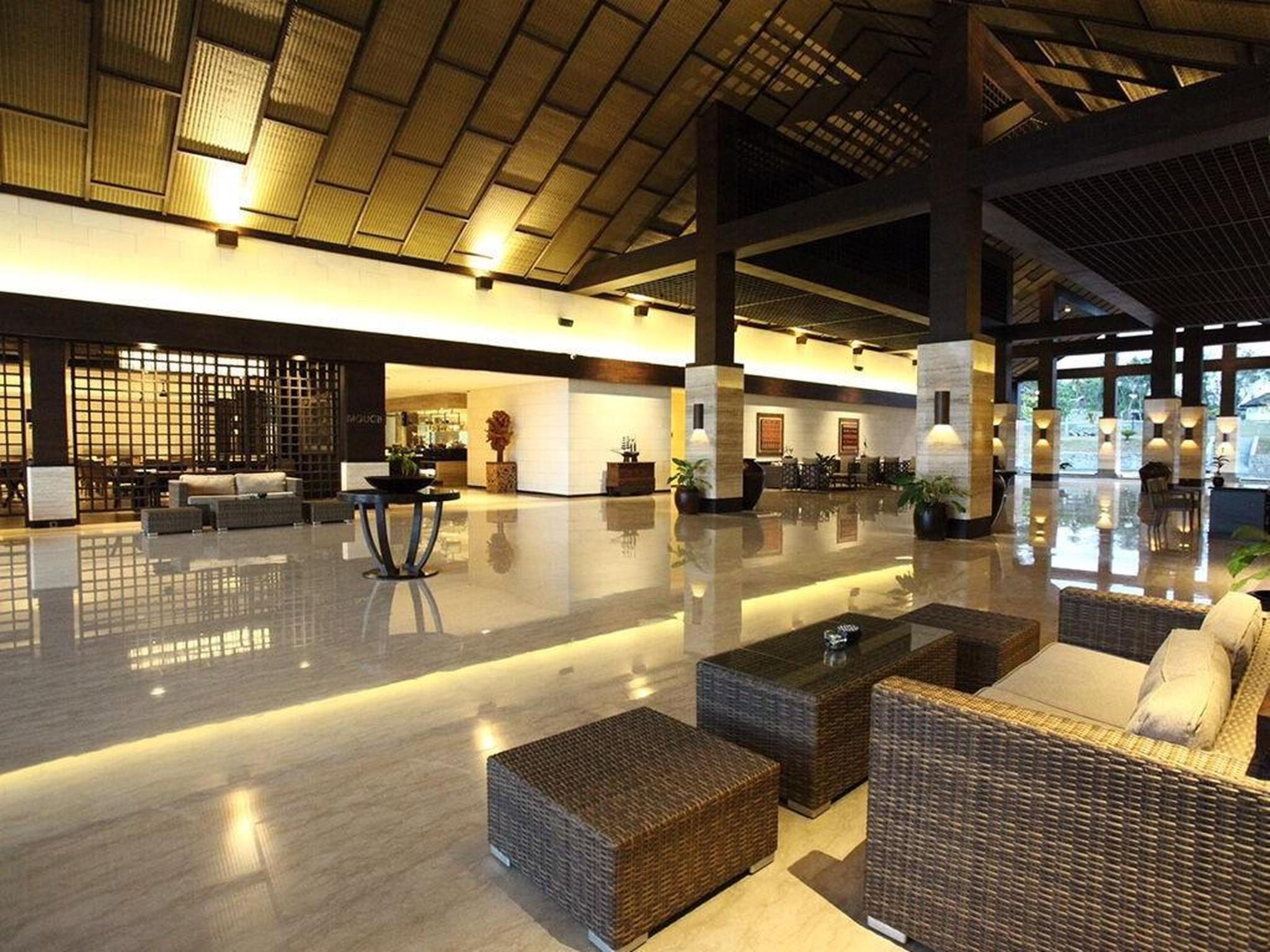 Hotel Grand Luley Manado Exterior foto